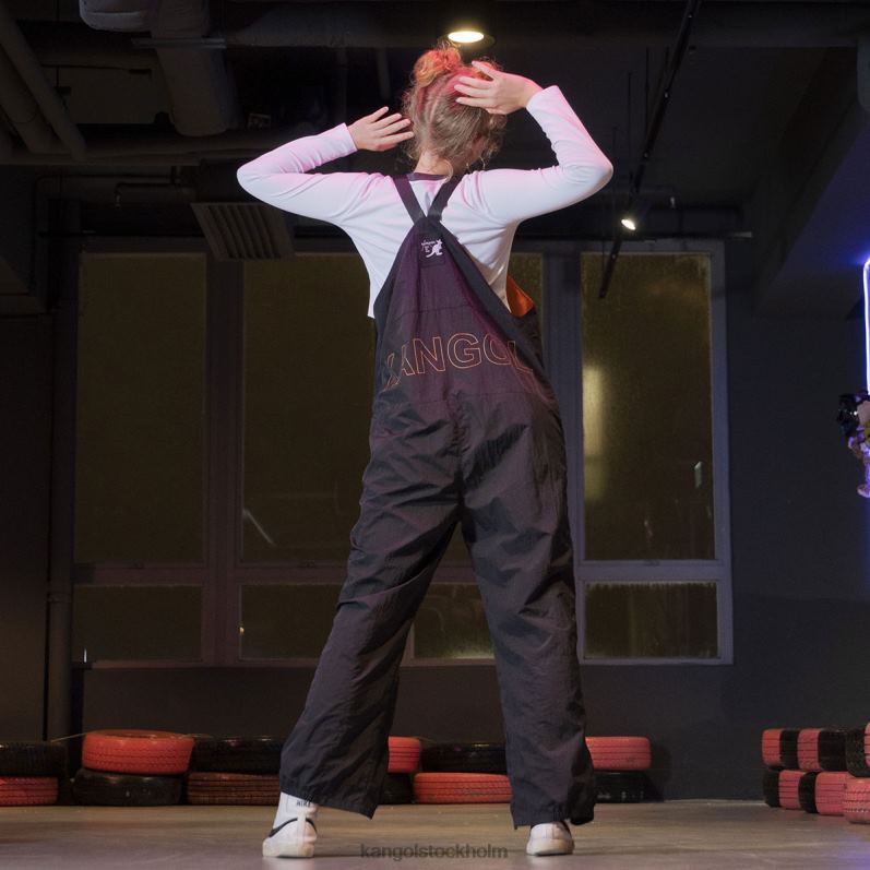 Kangol unisex- out of this world overaller B0ZLB996 byxor svart