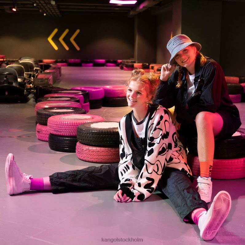 Kangol unisex- out of this world jacka B0ZLB1202 Kläder svart