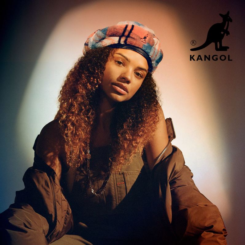 Kangol unisex- basker i fuskpäls B0ZLB404 Tillbehör eldig orange pläd